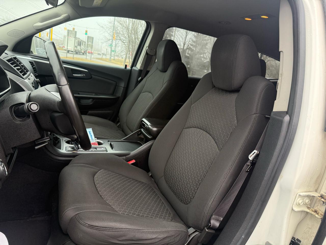 Chevrolet Traverse LT AWD 2011