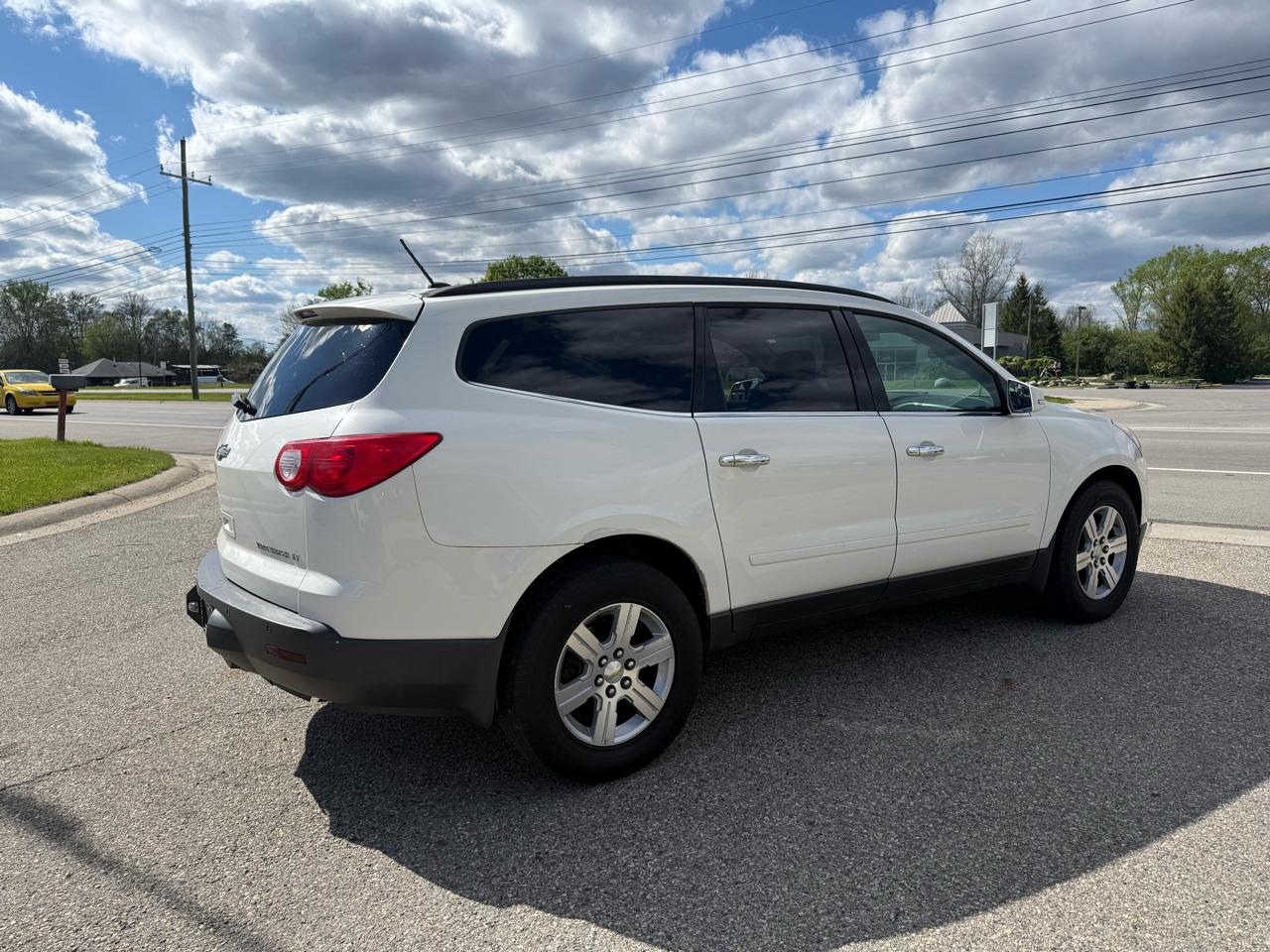 Chevrolet Traverse LT AWD 2011