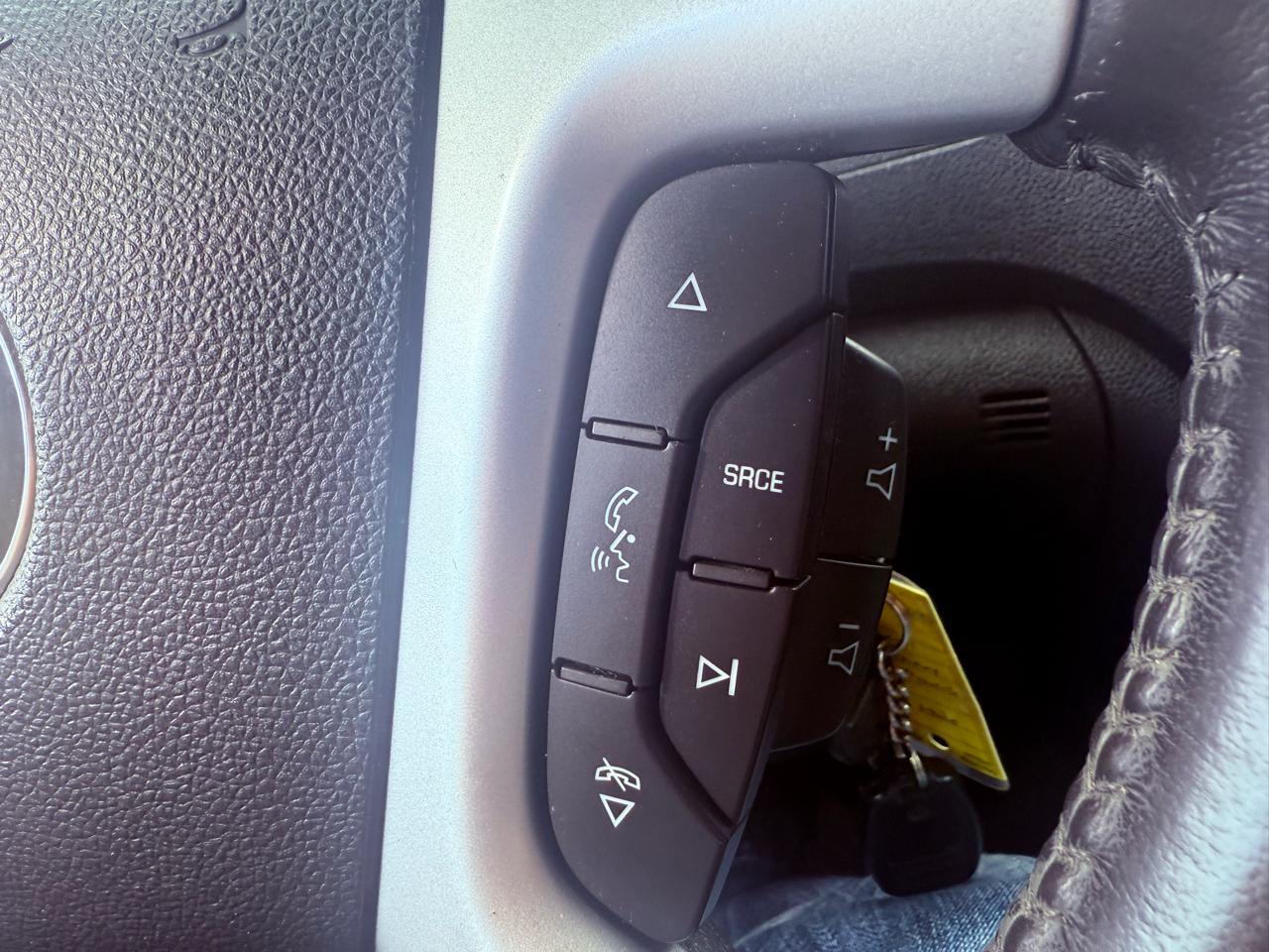 Chevrolet Traverse LT AWD 2011