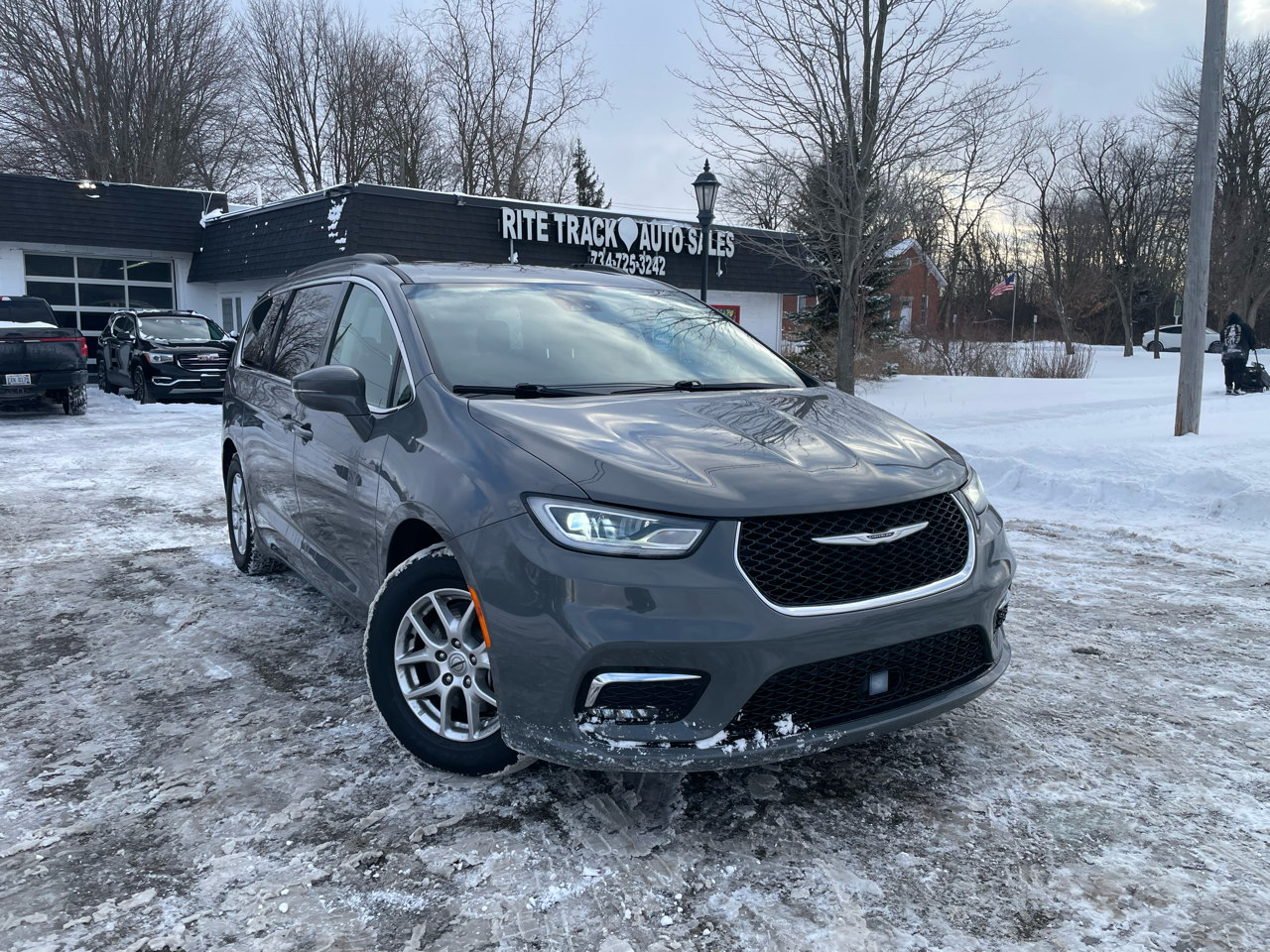 2022 Chrysler Pacifica Touring-L
