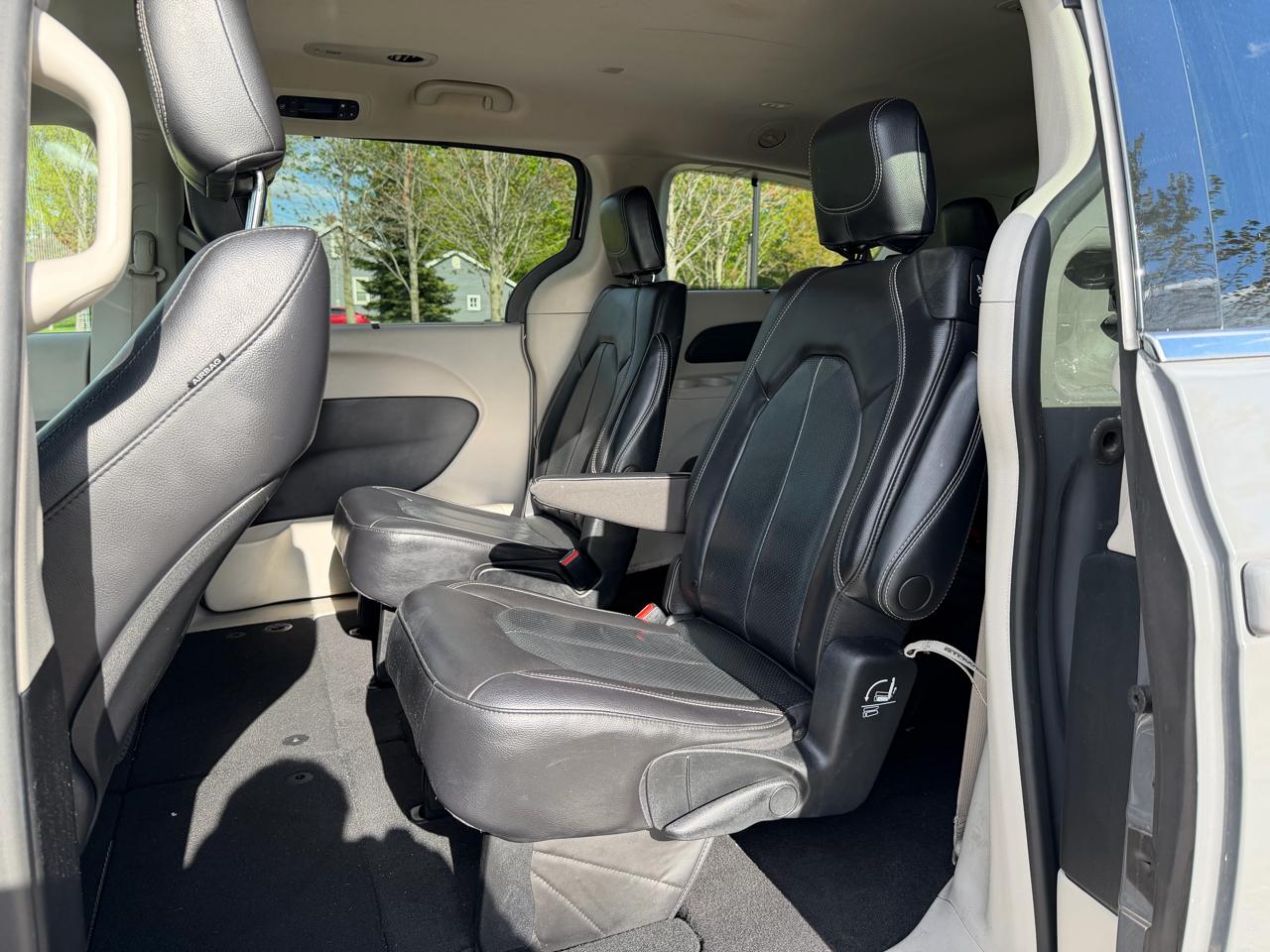 Chrysler Pacifica Touring-L 2022