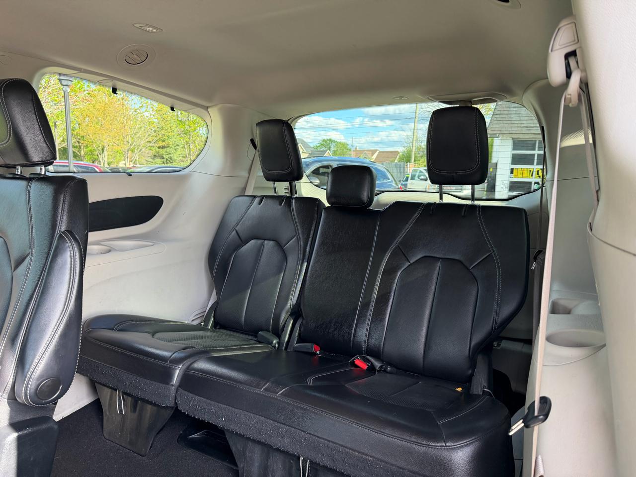 Chrysler Pacifica Touring-L 2022