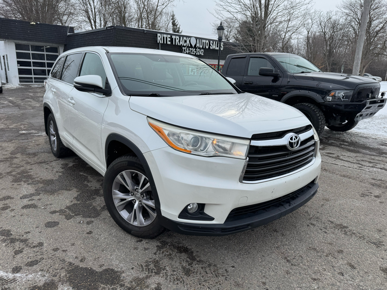2015 Toyota Highlander LE AWD V6