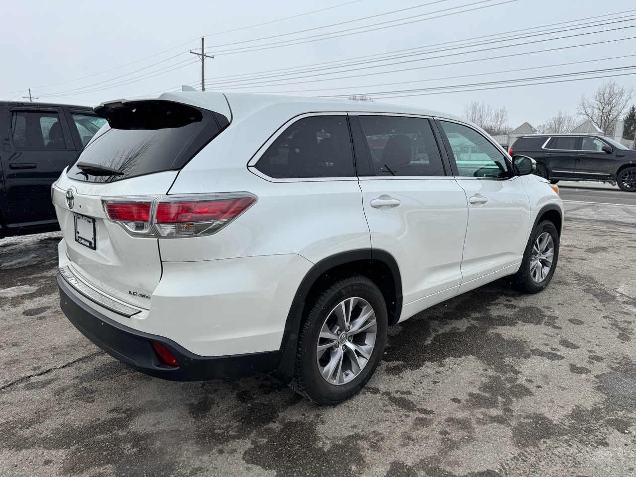 Toyota Highlander LE AWD V6 2015