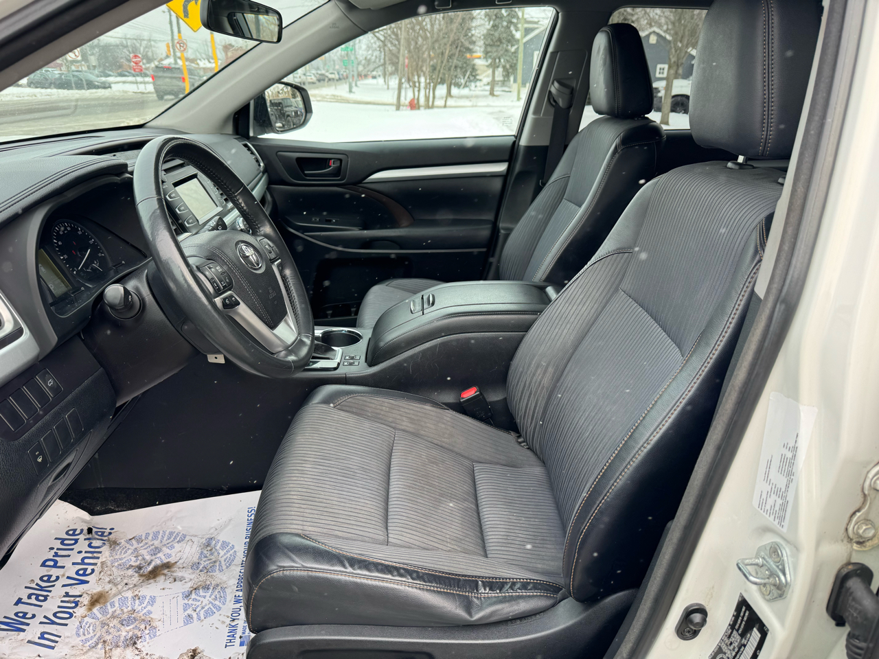 Toyota Highlander LE AWD V6 2015