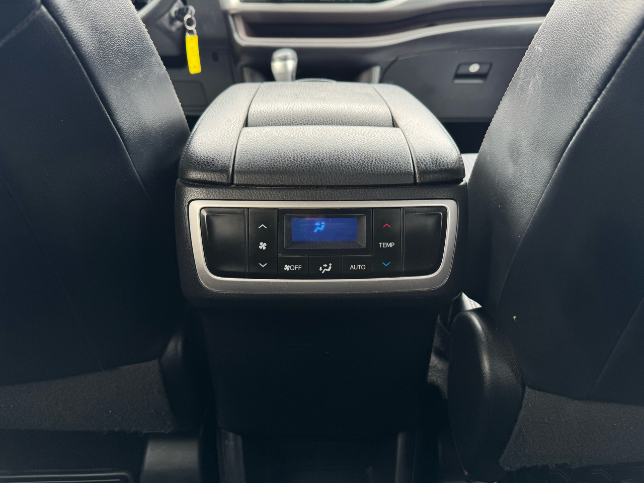 Toyota Highlander LE AWD V6 2015