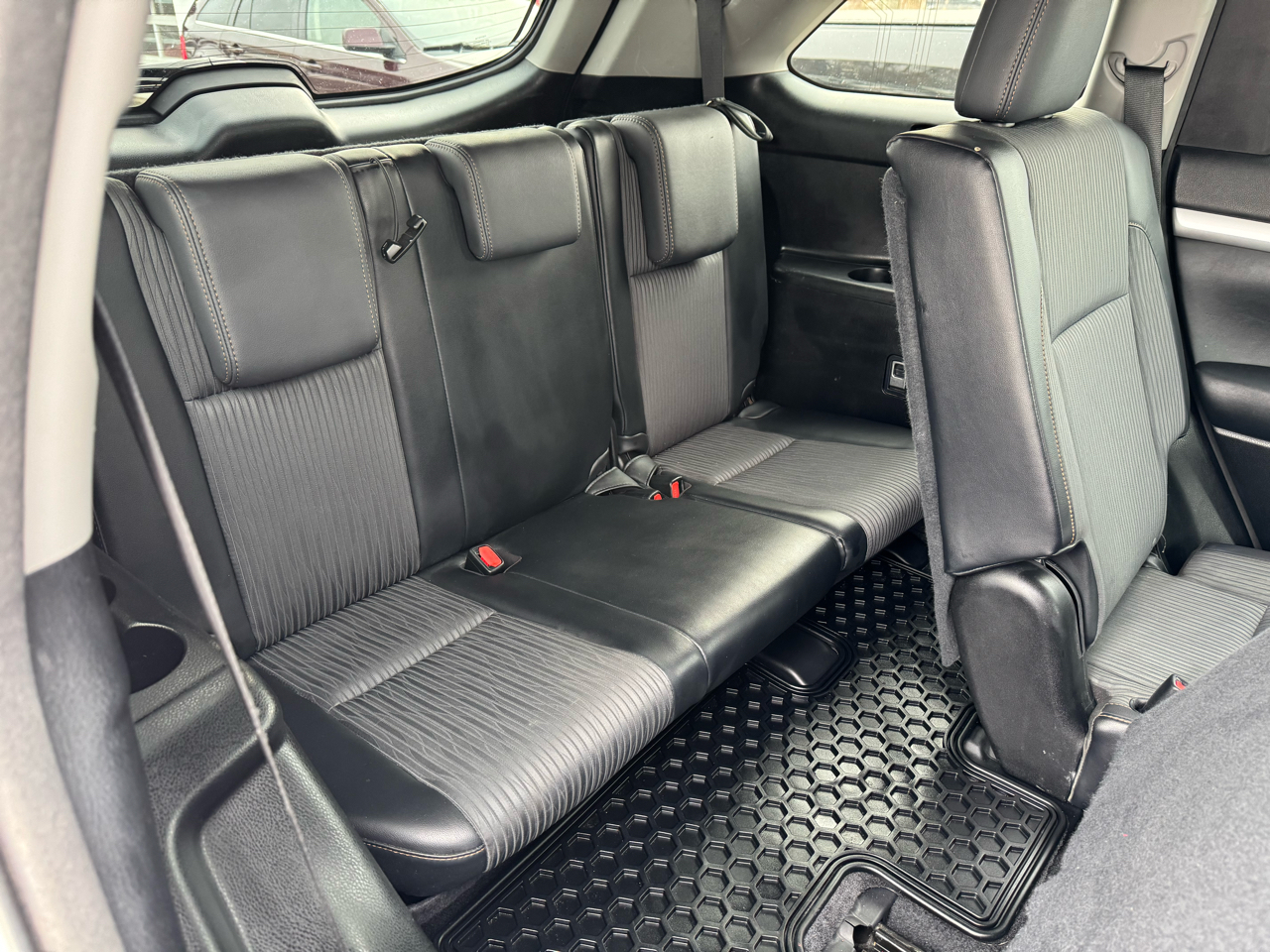 Toyota Highlander LE AWD V6 2015