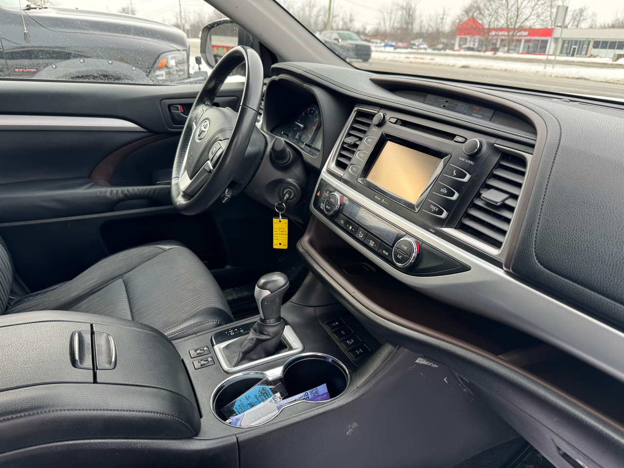 Toyota Highlander LE AWD V6 2015