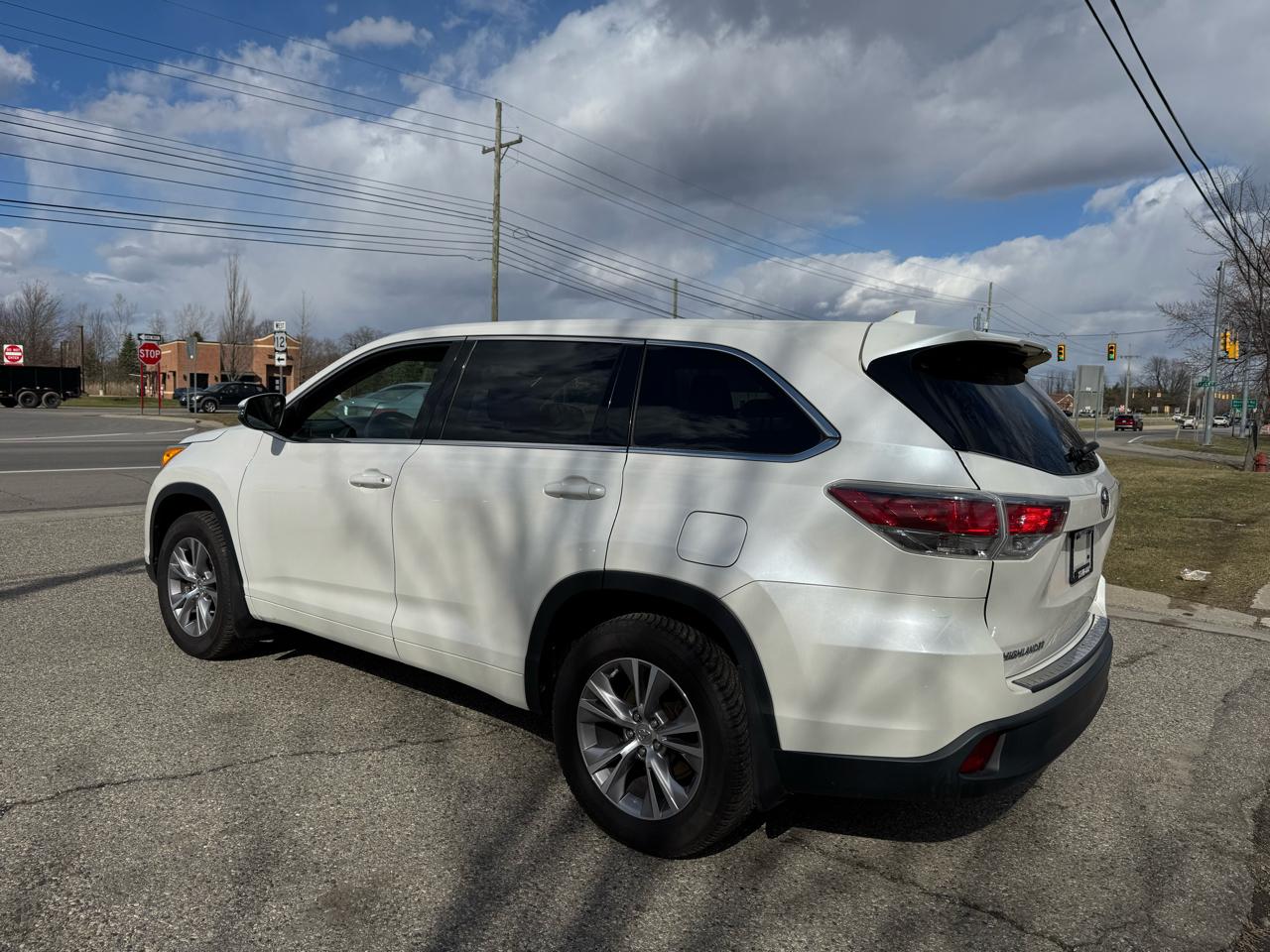 Toyota Highlander LE AWD V6 2015