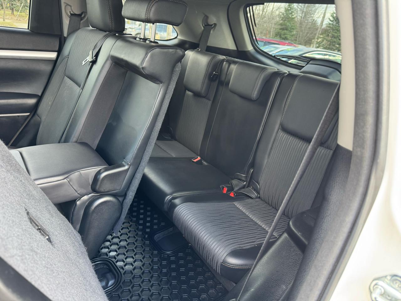 Toyota Highlander LE AWD V6 2015