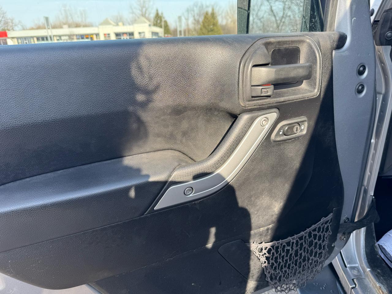 Jeep Wrangler Unlimited Sahara 4WD 2014