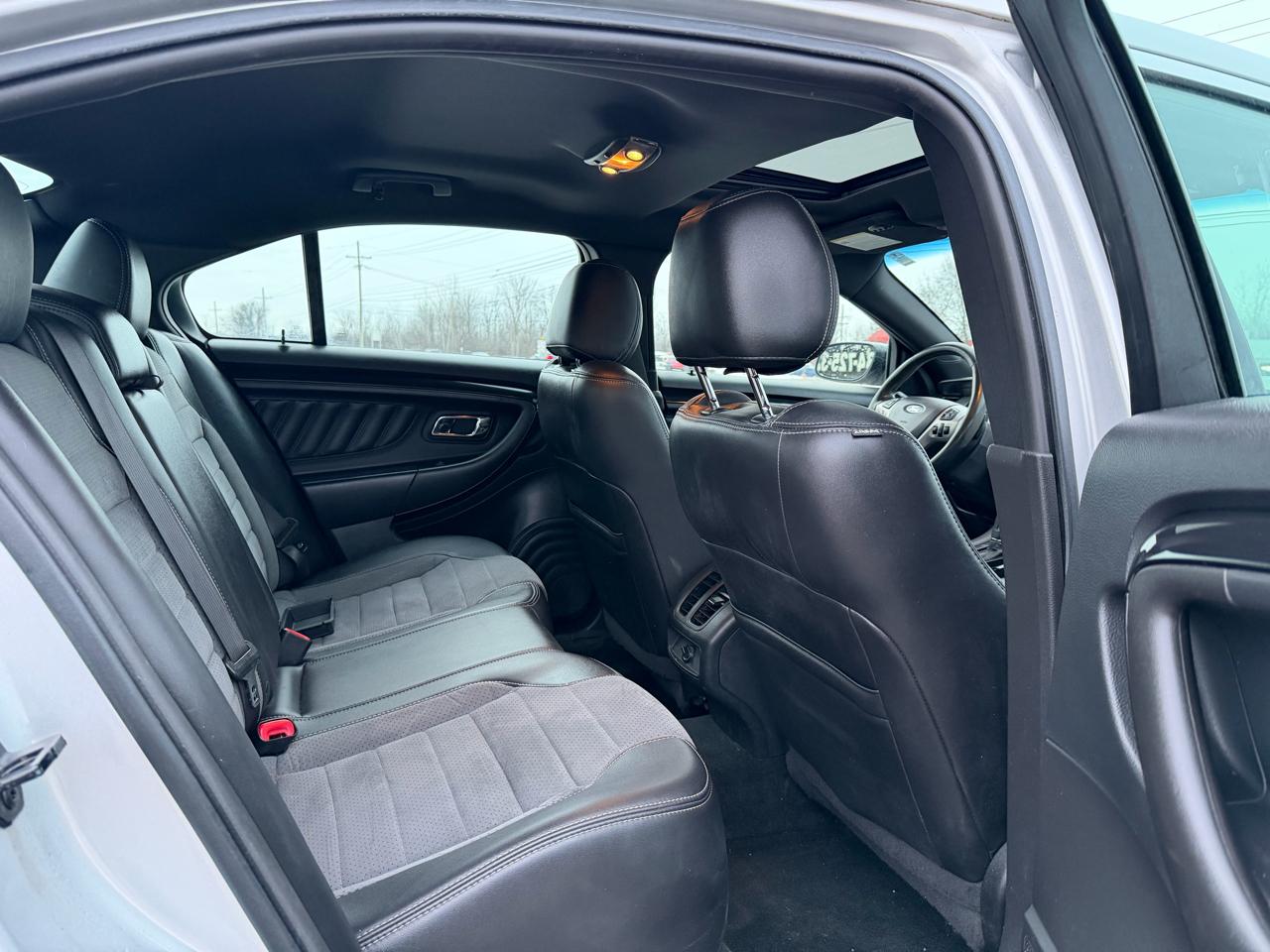 Ford Taurus SHO AWD 2016