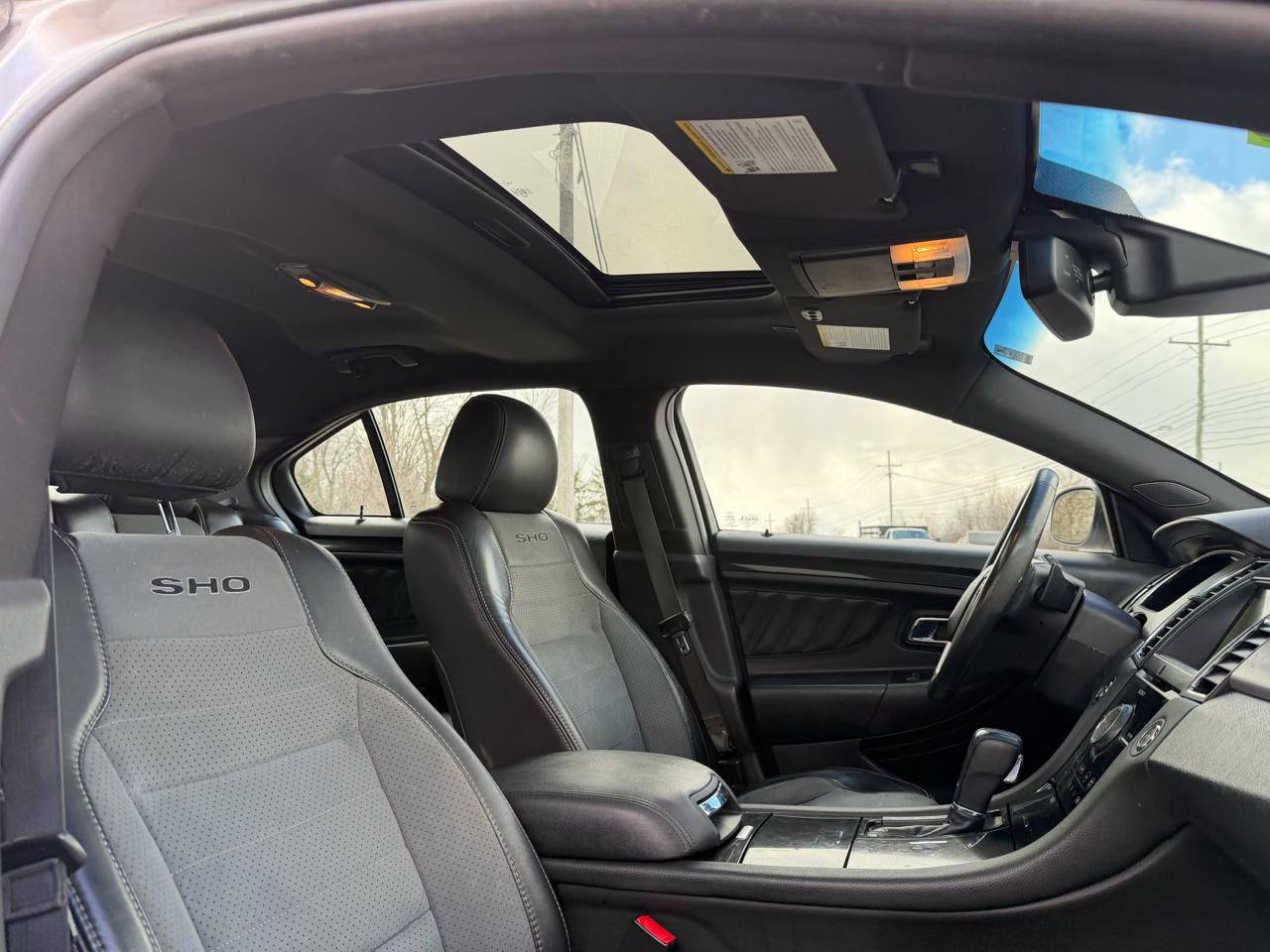 Ford Taurus SHO AWD 2016