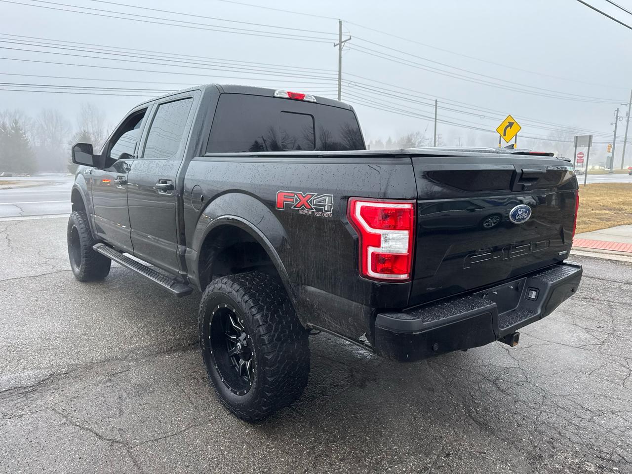 Ford F-150 FX4 SuperCrew 4WD 2018