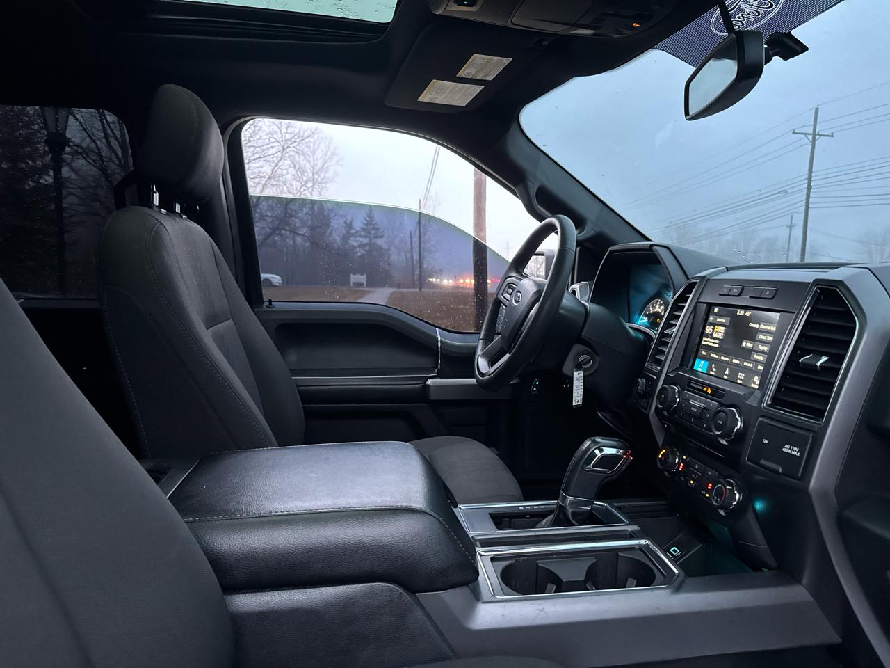 Ford F-150 FX4 SuperCrew 4WD 2018