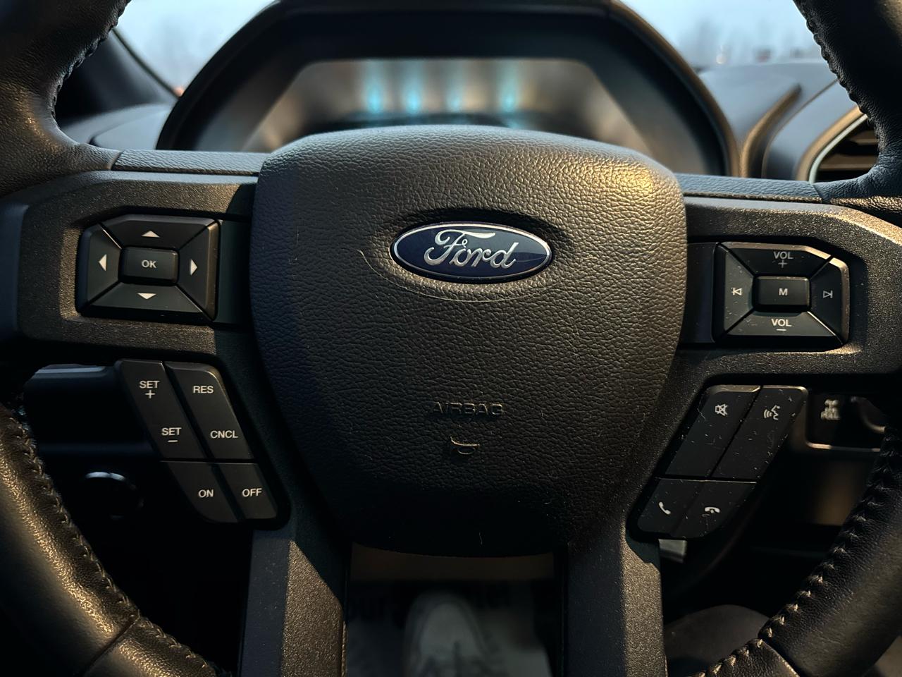 Ford F-150 FX4 SuperCrew 4WD 2018