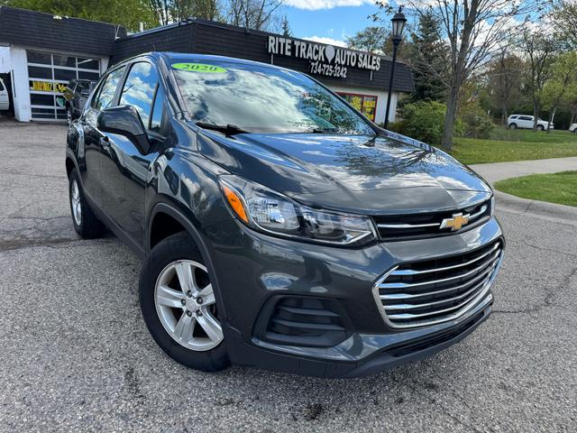 Gray 2020 Chevrolet Trax LS FWD SUV / Crossover Front-Wheel Drive Automatic
