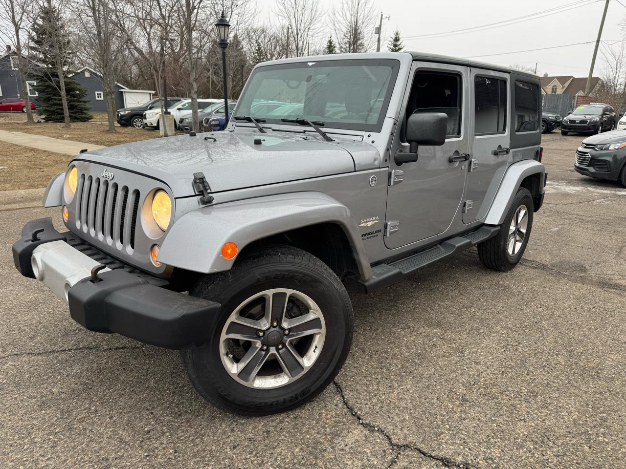 Jeep Wrangler Unlimited Sahara 4WD 2014