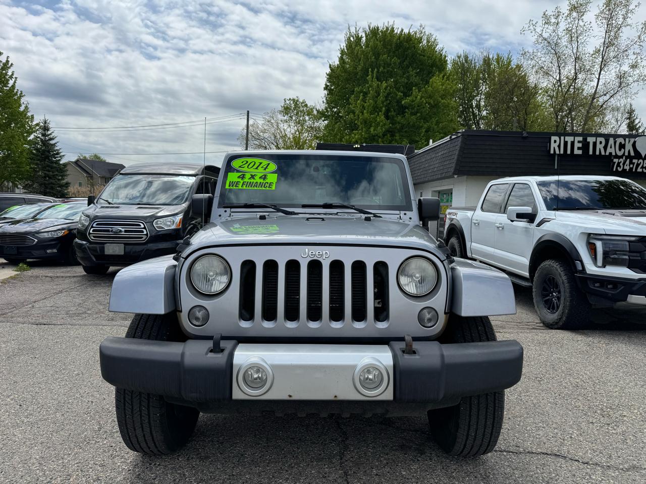 Jeep Wrangler Unlimited Sahara 4WD 2014