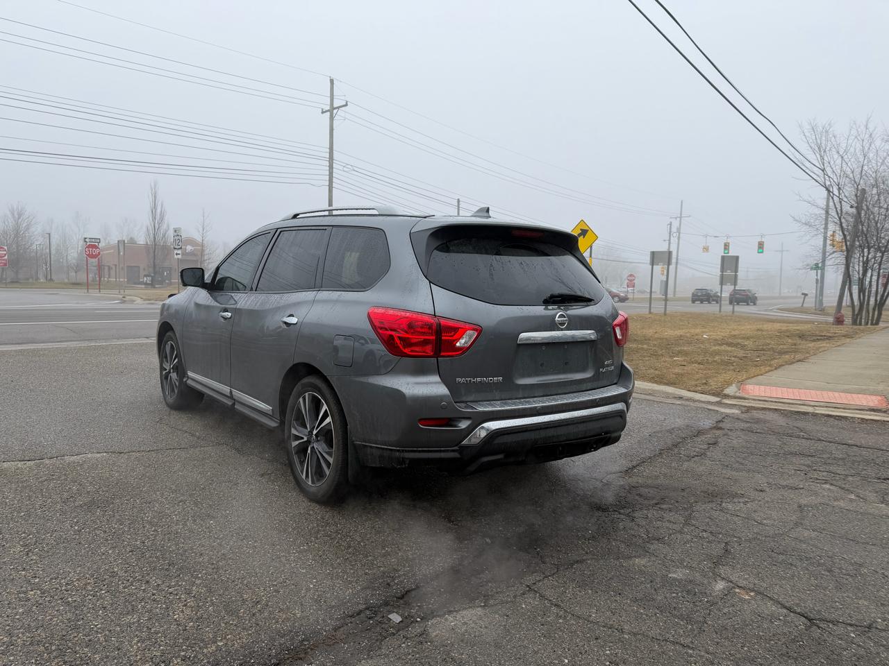 Nissan Pathfinder Platinum 4WD 2019