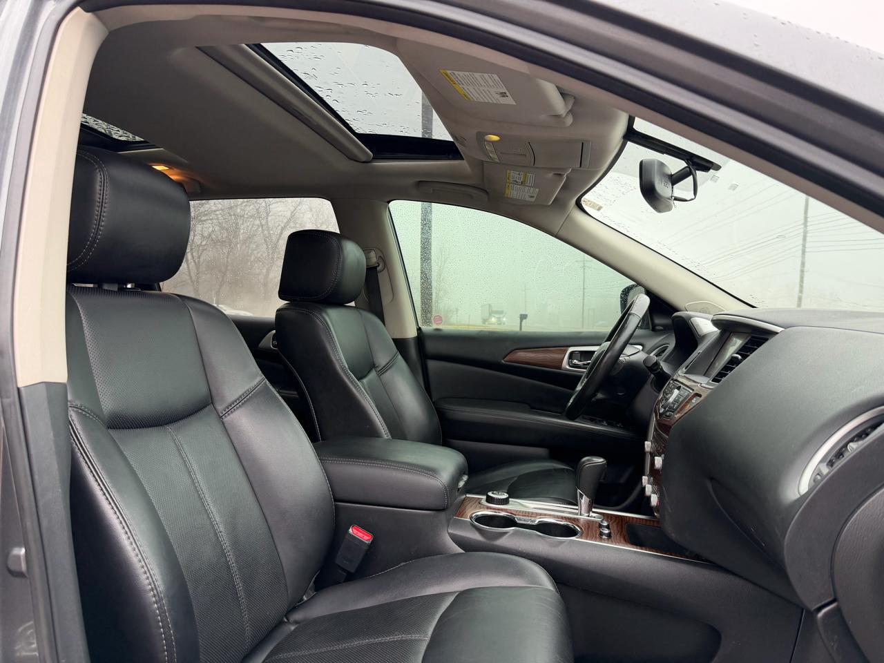 Nissan Pathfinder Platinum 4WD 2019