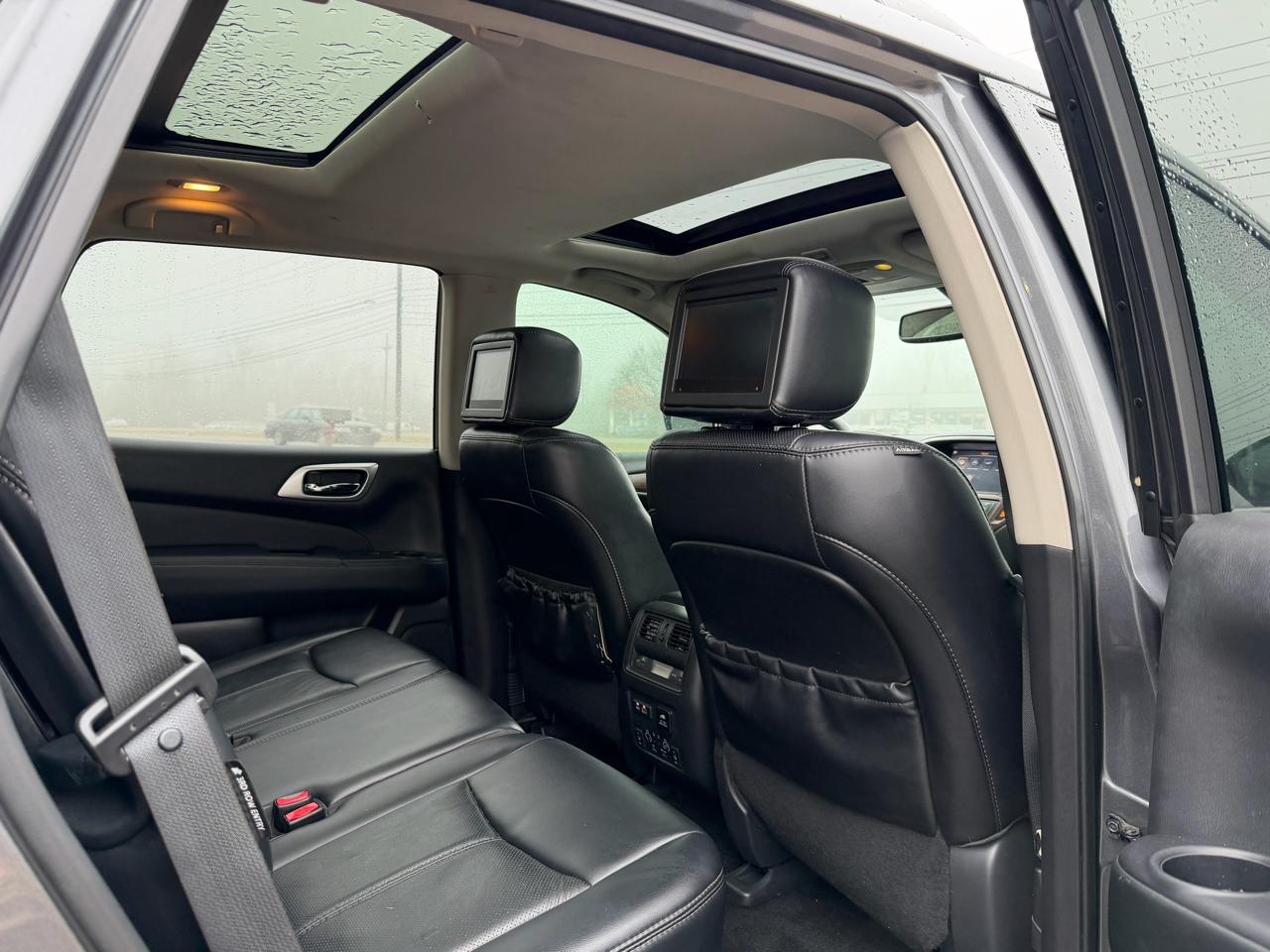 Nissan Pathfinder Platinum 4WD 2019