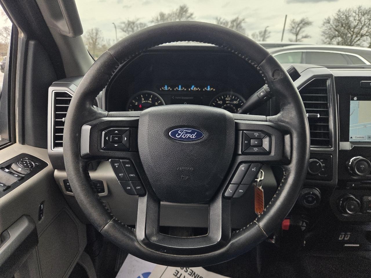 Ford F-150 Lariat SuperCrew 6.5-ft. Bed 4WD 2017