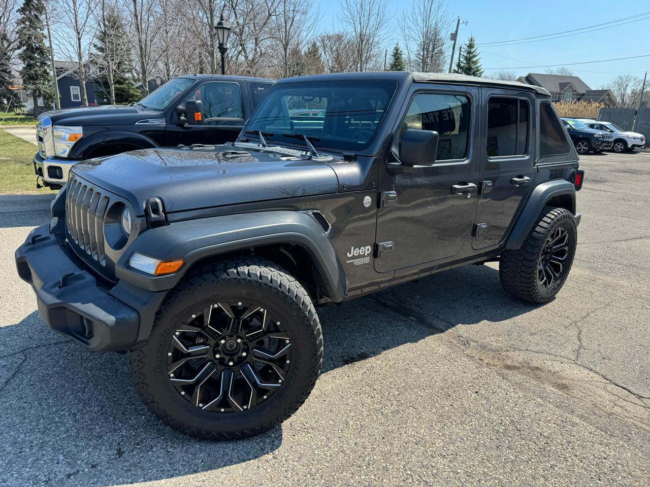 Jeep Wrangler Unlimited Sport 2019