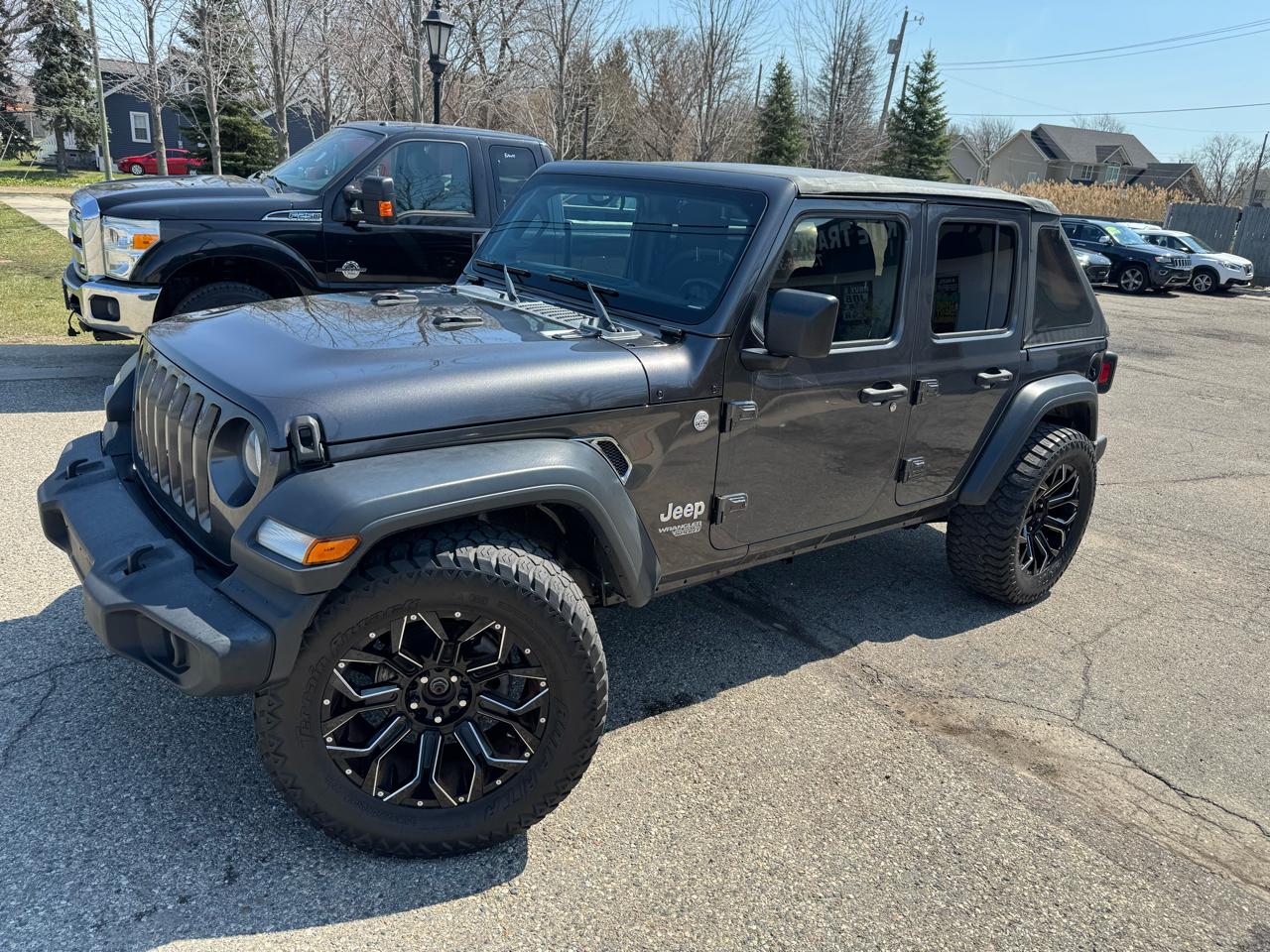 Jeep Wrangler Unlimited Sport 2019