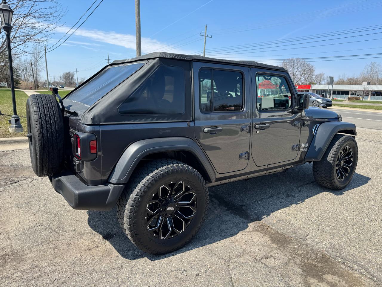 Jeep Wrangler Unlimited Sport 2019