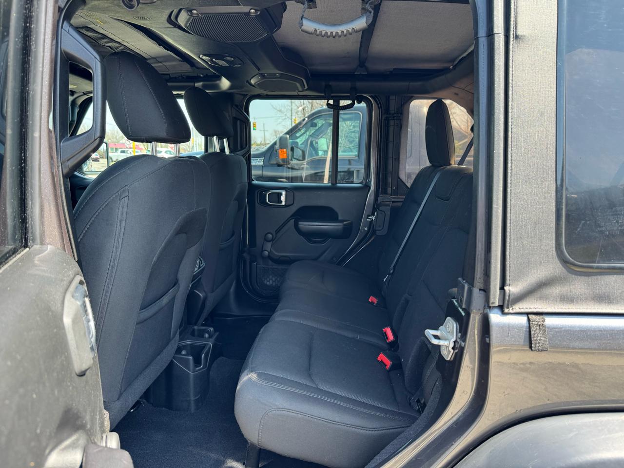 Jeep Wrangler Unlimited Sport 2019