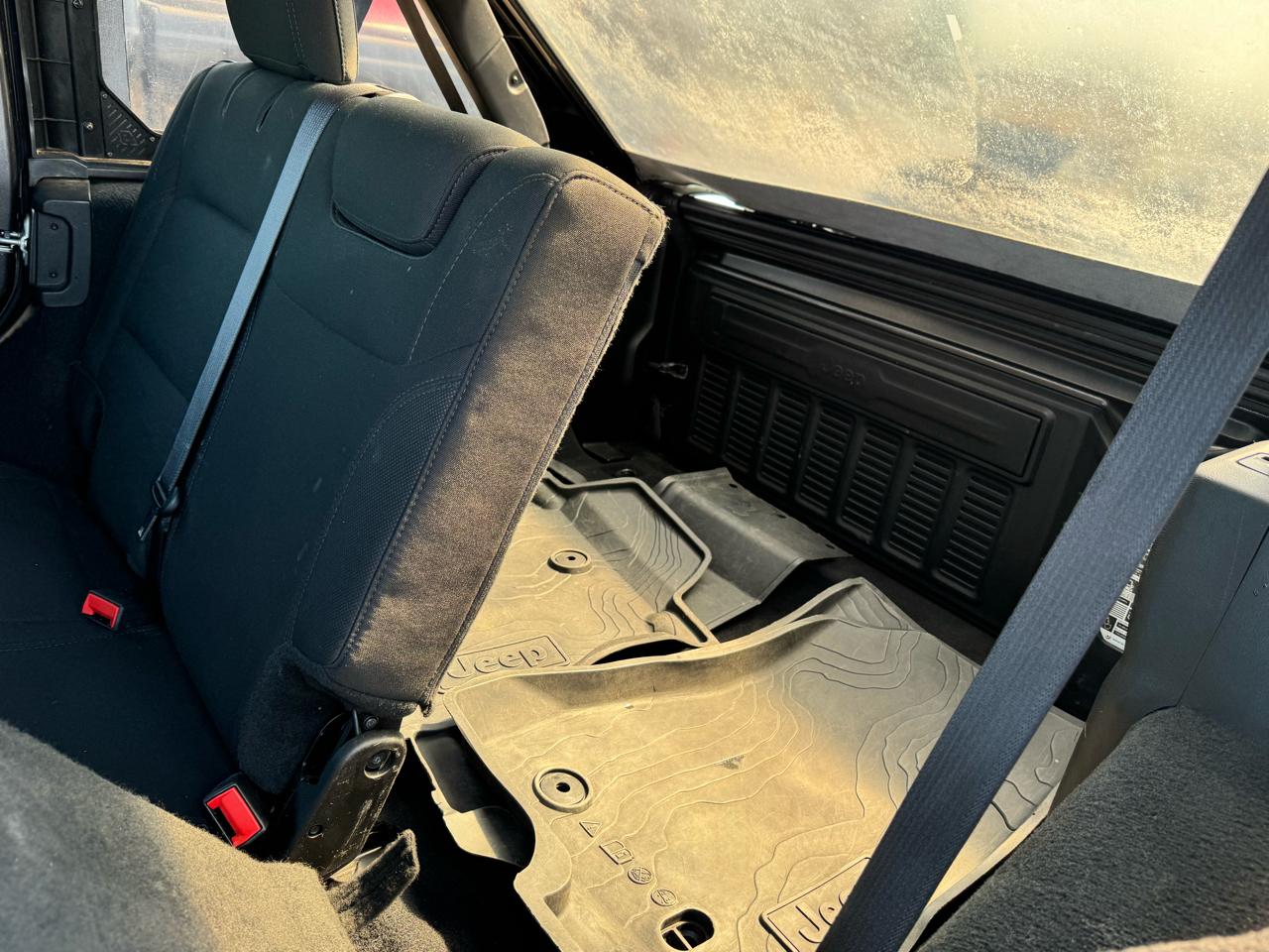 Jeep Wrangler Unlimited Sport 2019