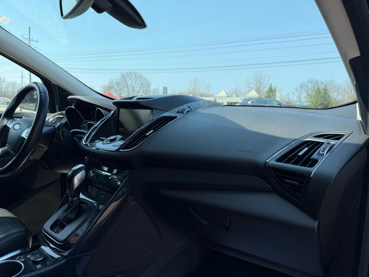 Ford Escape Titanium 4WD 2015