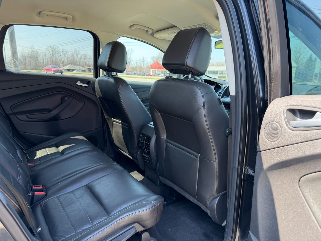 Ford Escape Titanium 4WD 2015