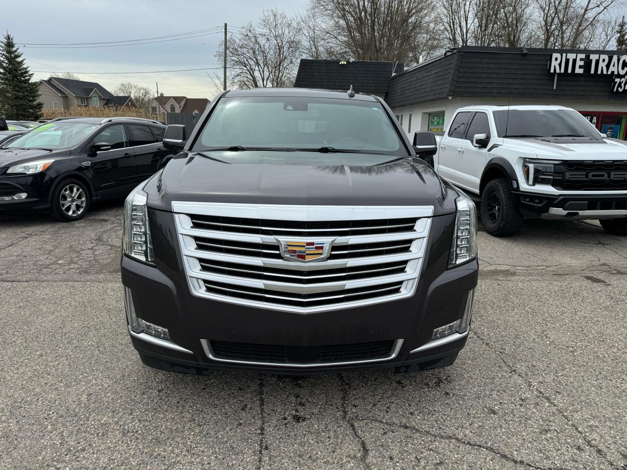 Cadillac Escalade ESV Platinum 4WD 2016