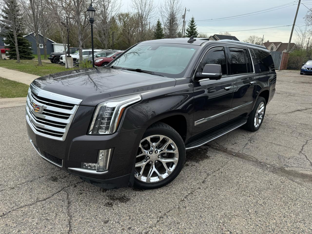 Cadillac Escalade ESV Platinum 4WD 2016