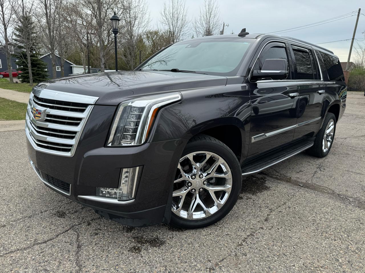 Cadillac Escalade ESV Platinum 4WD 2016