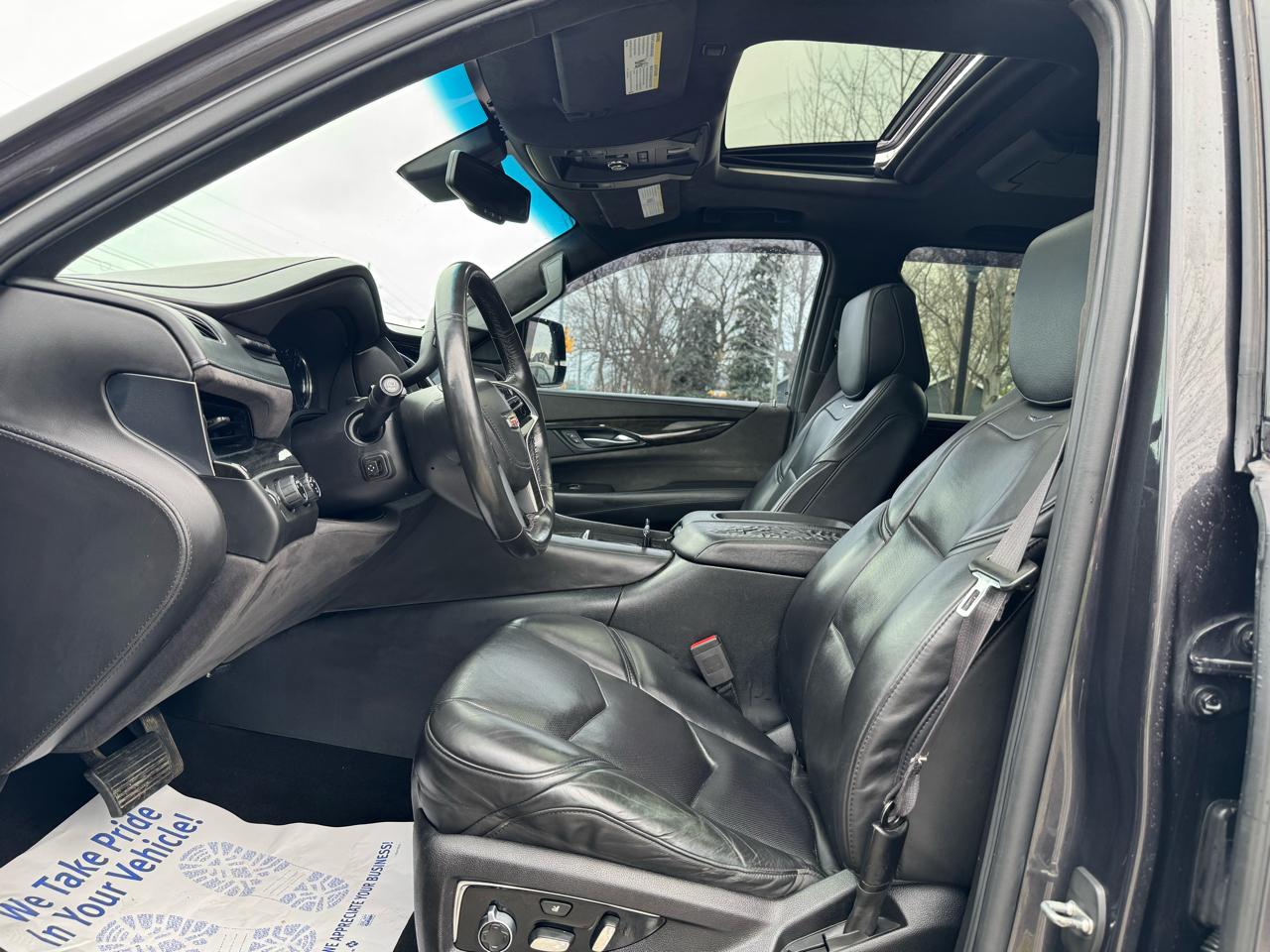 Cadillac Escalade ESV Platinum 4WD 2016