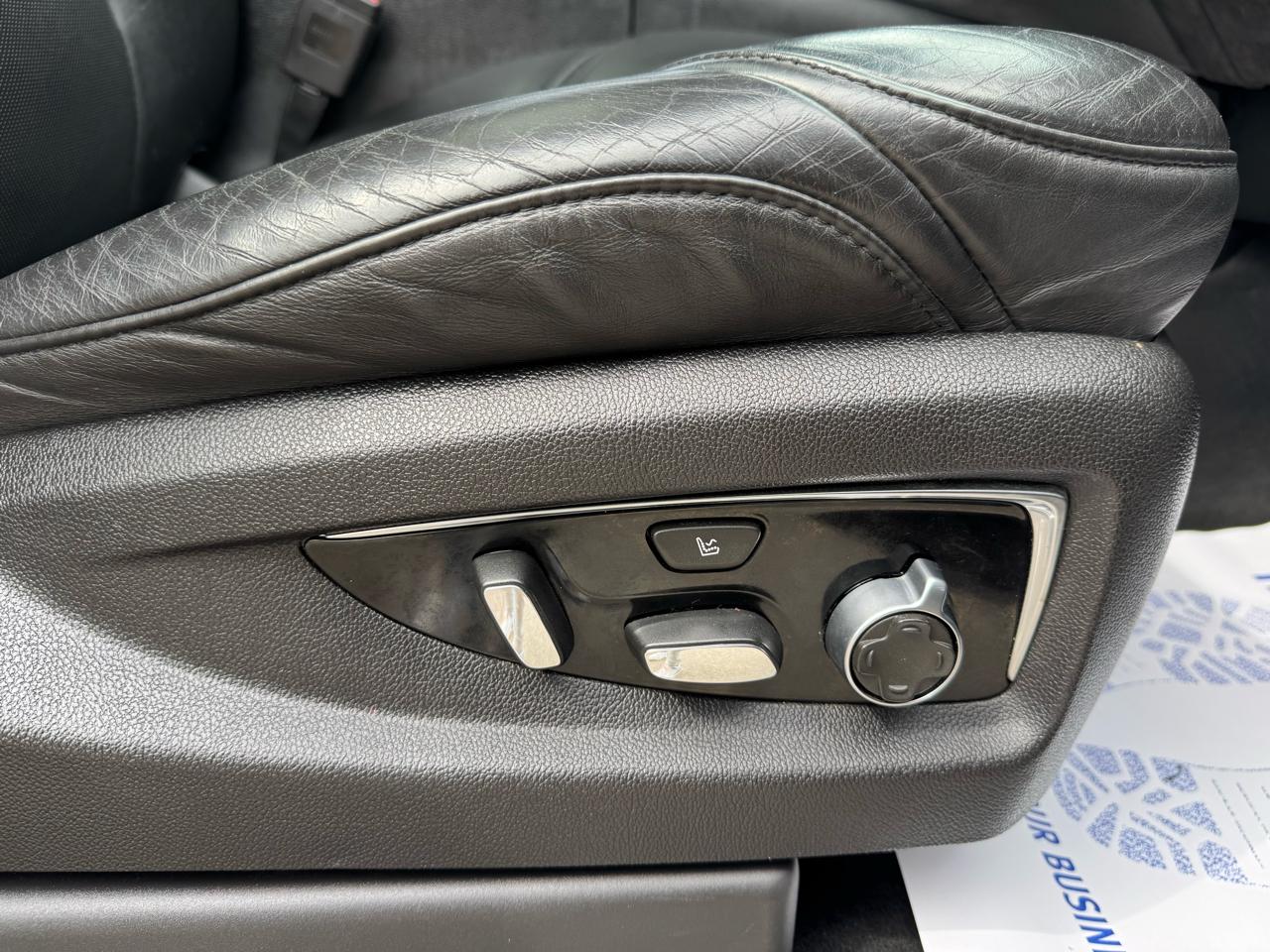 Cadillac Escalade ESV Platinum 4WD 2016