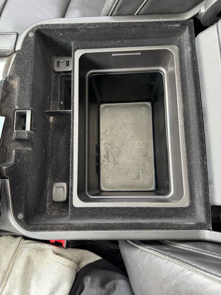 Cadillac Escalade ESV Platinum 4WD 2016