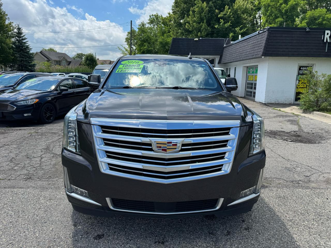 Cadillac Escalade ESV Platinum 4WD 2016
