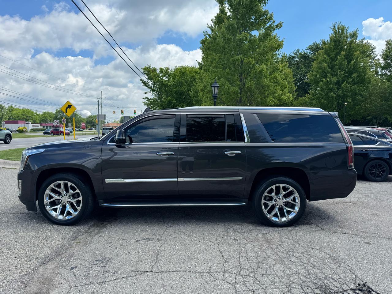 Cadillac Escalade ESV Platinum 4WD 2016