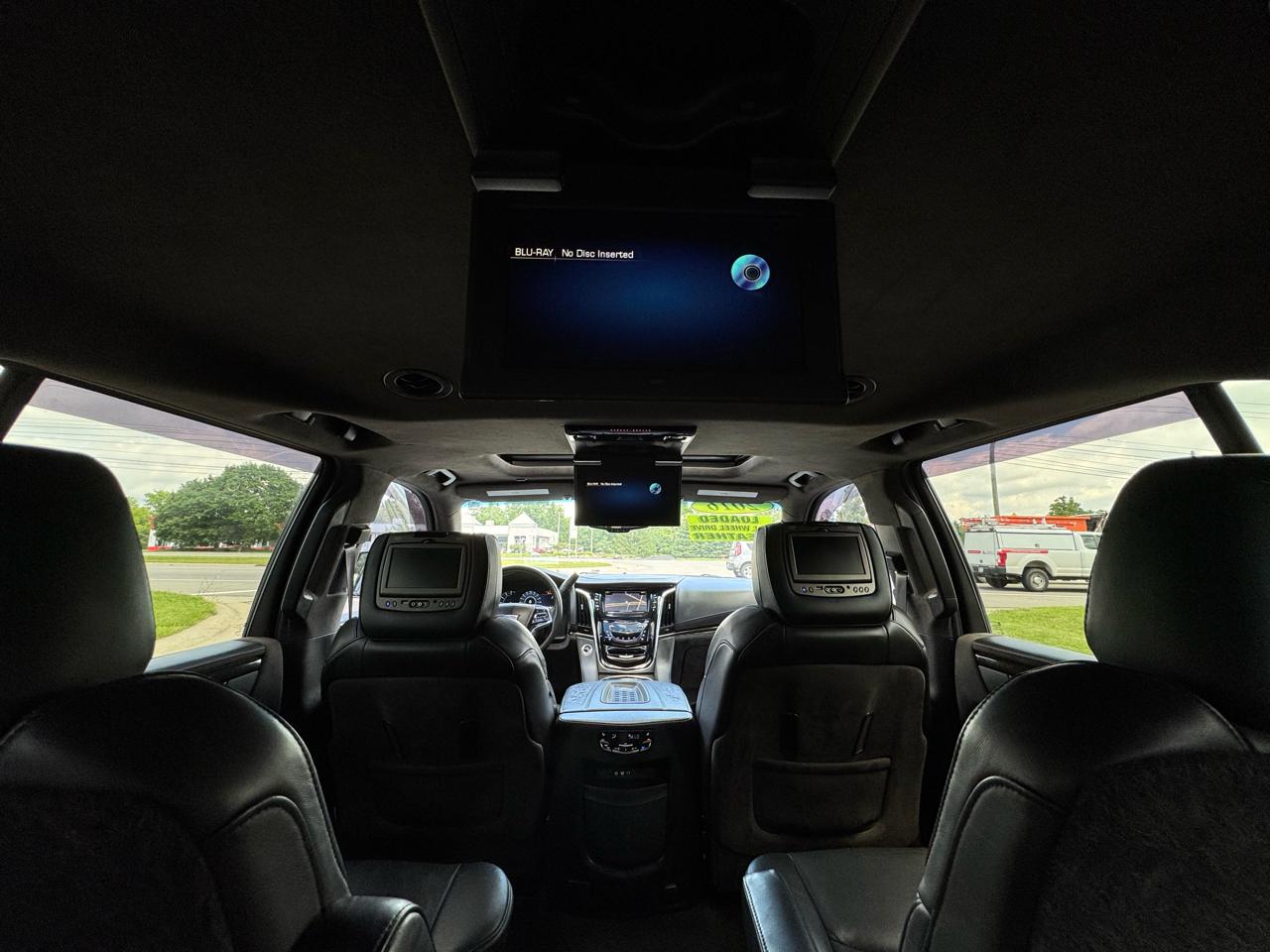 Cadillac Escalade ESV Platinum 4WD 2016