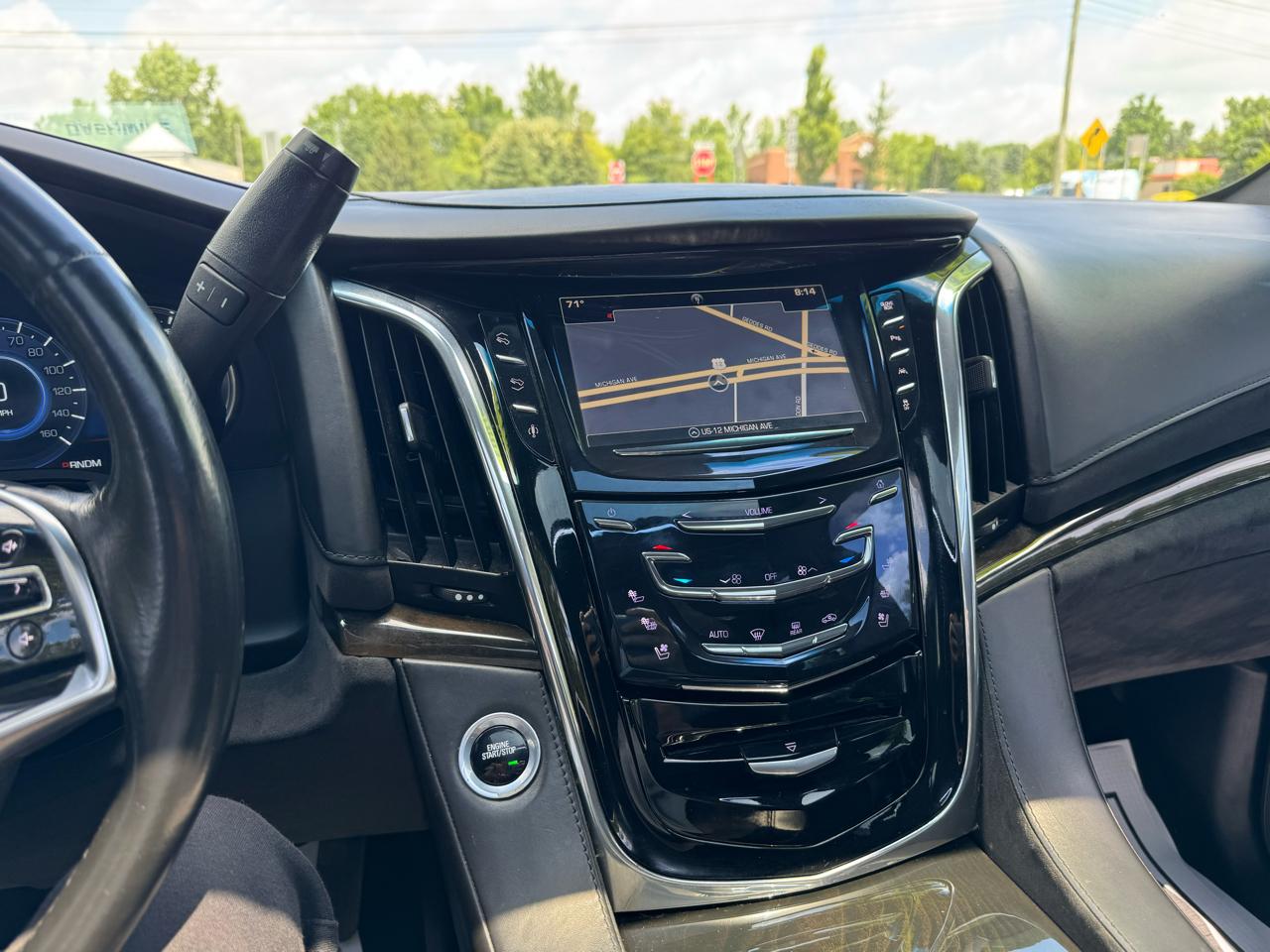 Cadillac Escalade ESV Platinum 4WD 2016
