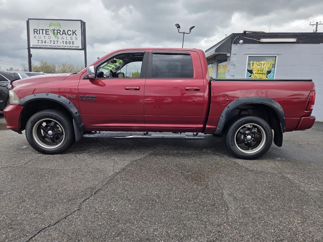 RAM 1500 Sport Crew Cab SWB 4WD 2013