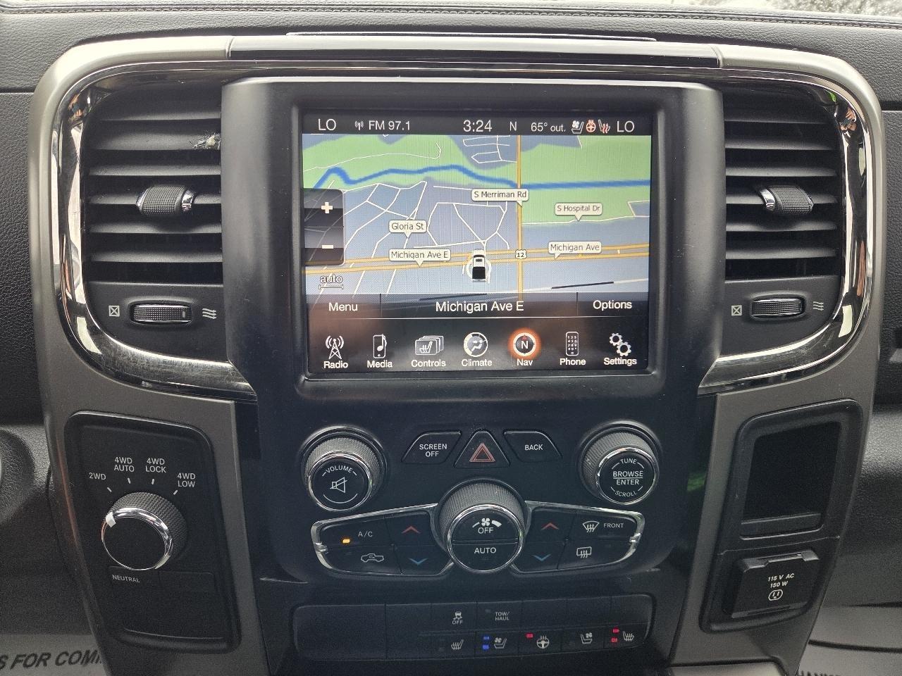 RAM 1500 Sport Crew Cab SWB 4WD 2013