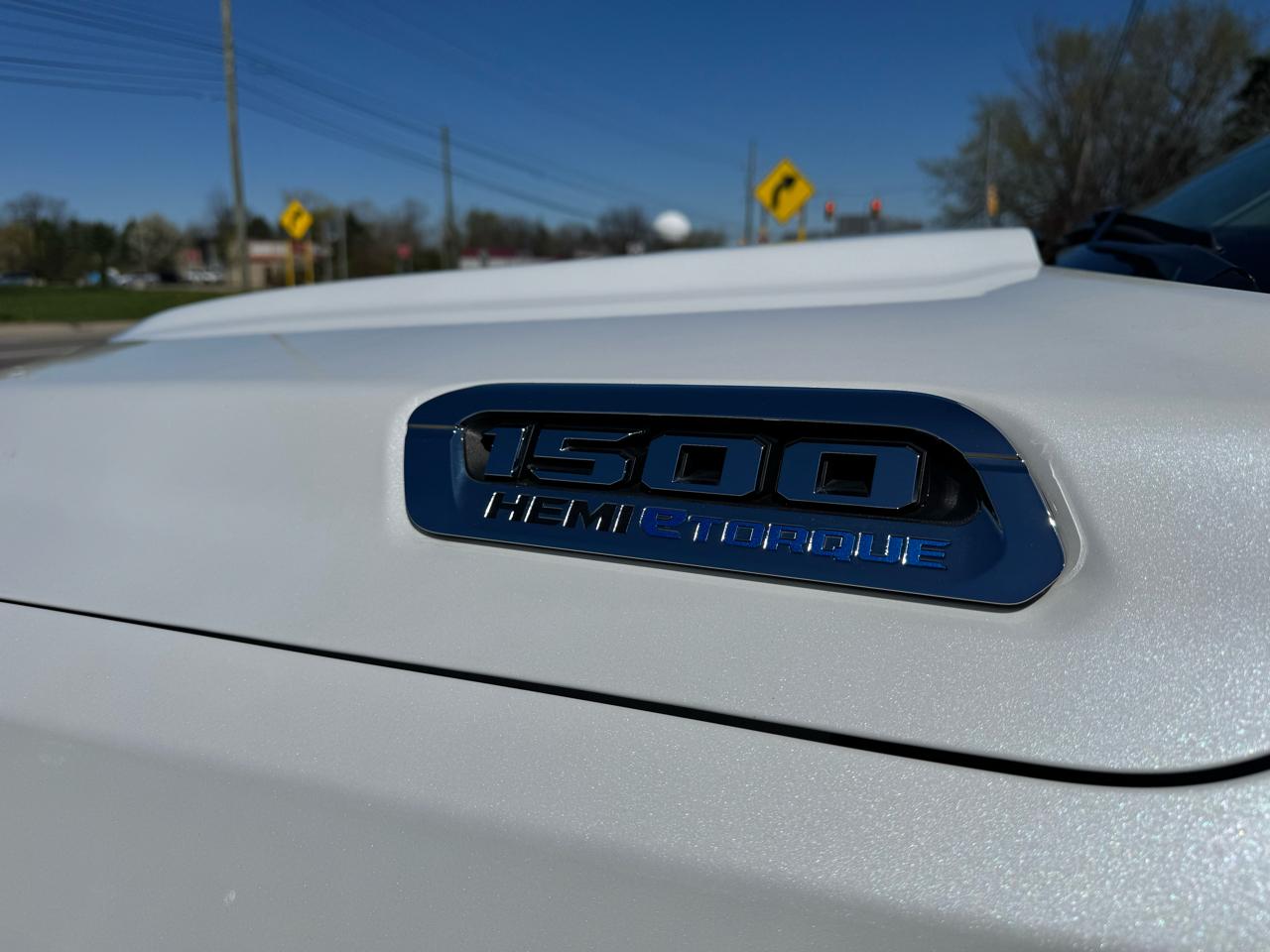 RAM 1500 Longhorn Crew Cab SWB 4WD 2024