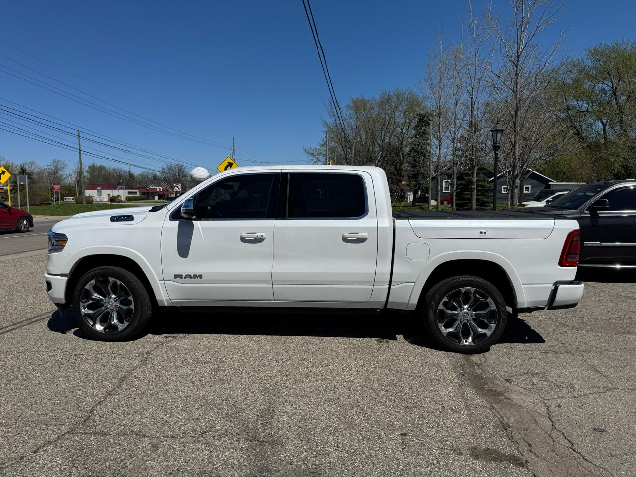 RAM 1500 Longhorn Crew Cab SWB 4WD 2024