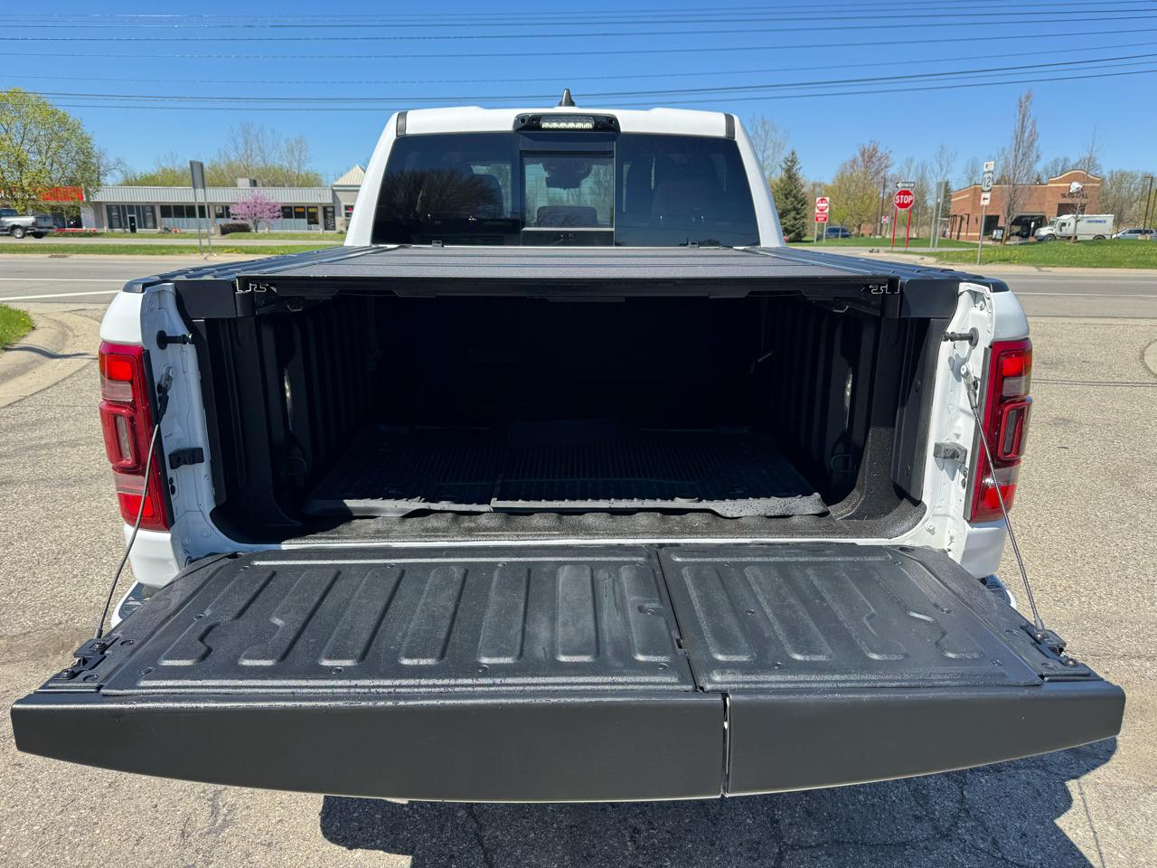 RAM 1500 Longhorn Crew Cab SWB 4WD 2024