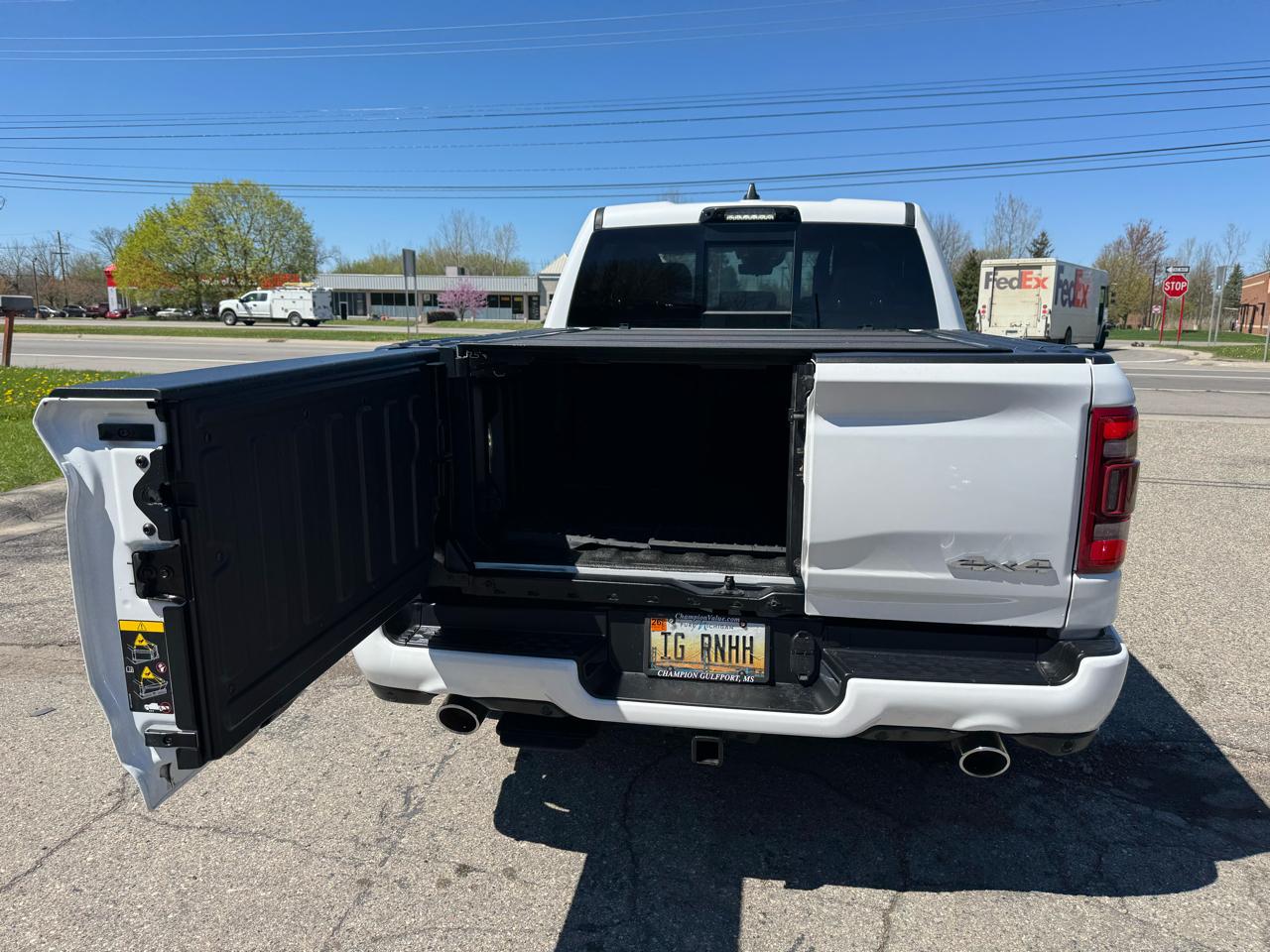 RAM 1500 Longhorn Crew Cab SWB 4WD 2024